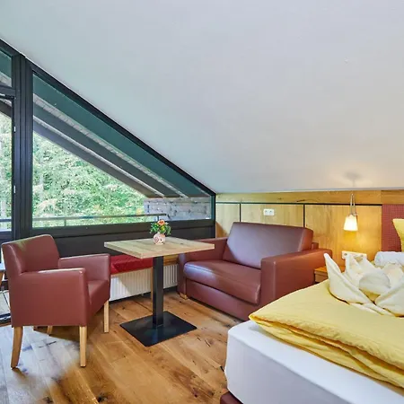 Appartement Loser Mit Indoorpool Und Sauna Bad Goisern am Hallstättersee Exterior foto
